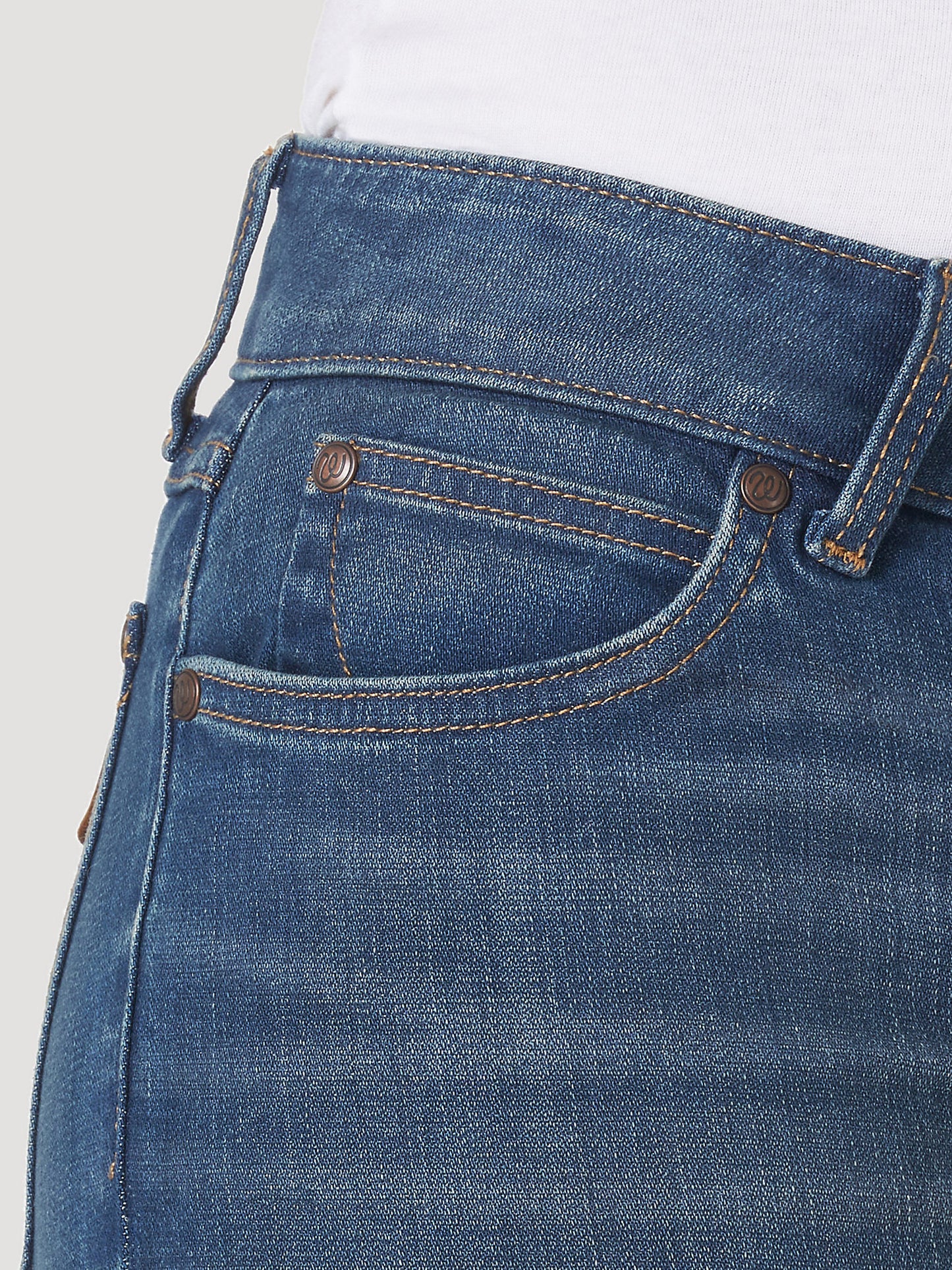 Women’s Wrangler Retro® Mae Jean in Nadia