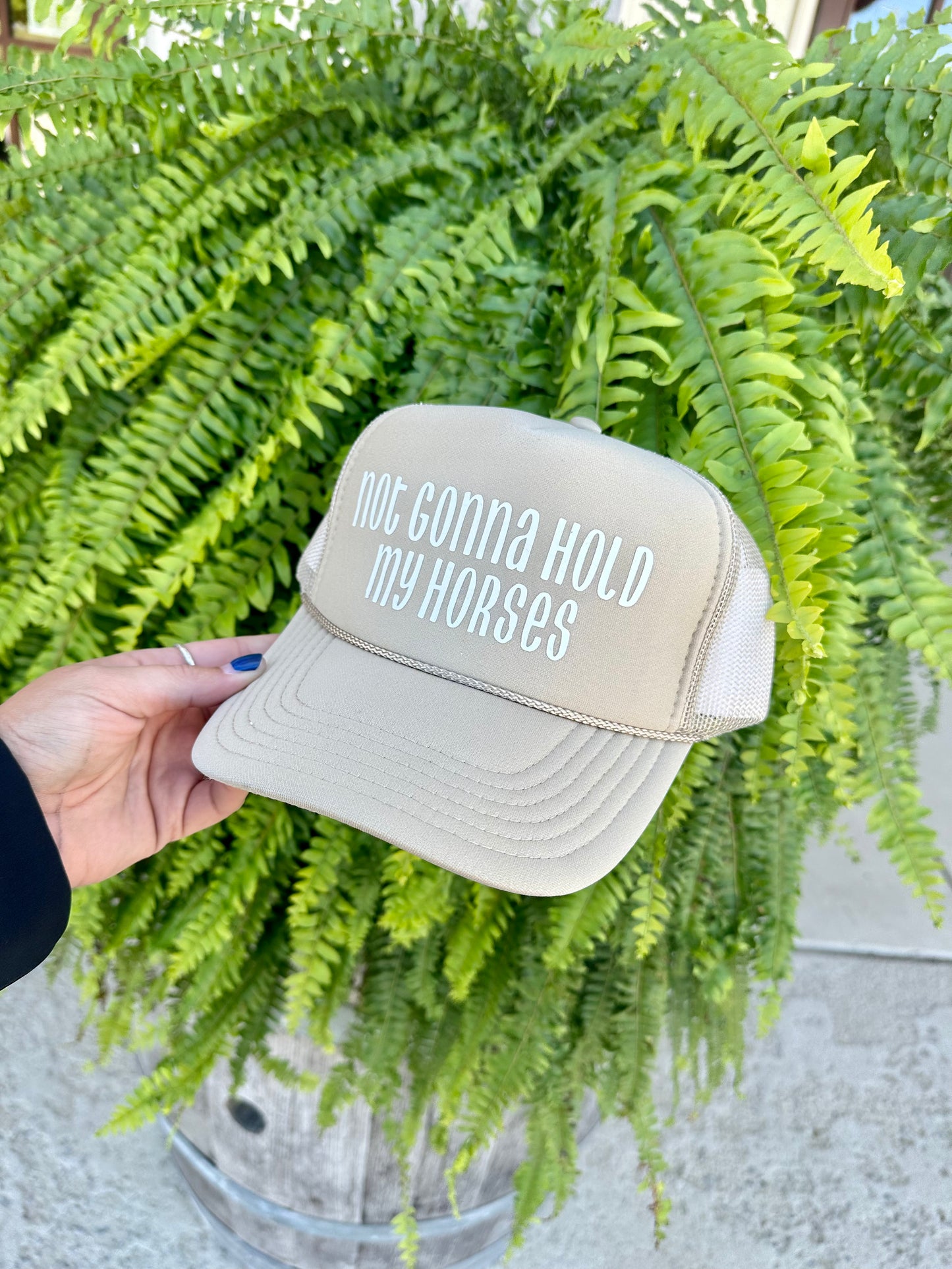“Not Gonna Hold My Horses” Trucker Hat