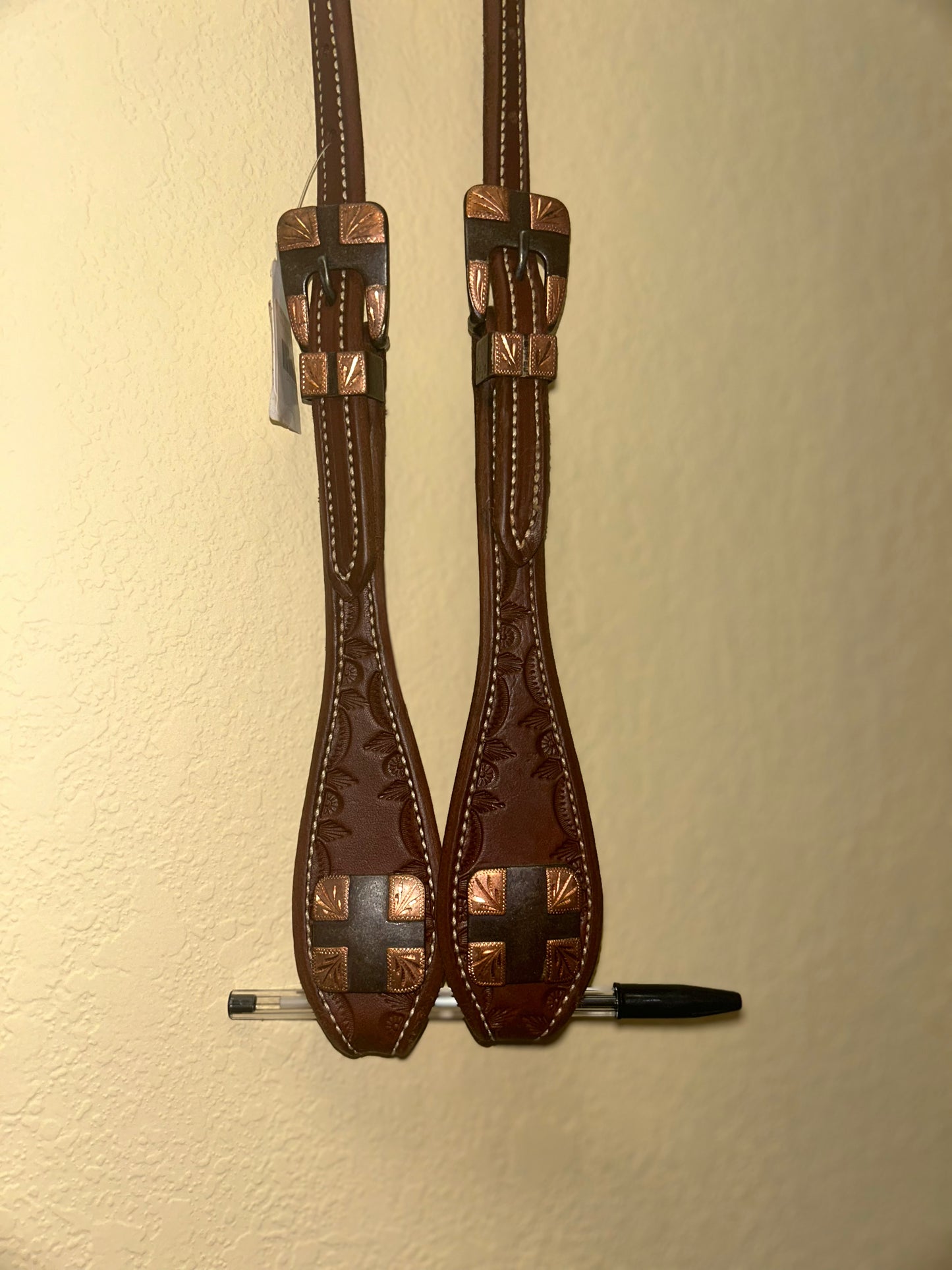 One Ear w/ Copper Buckles