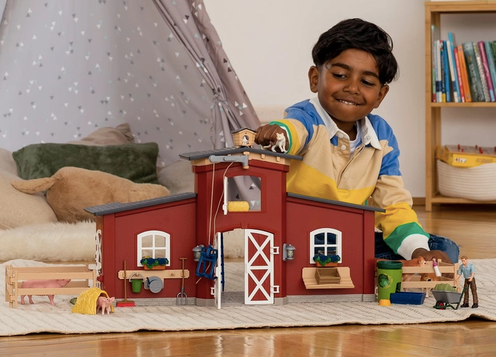 Red Barn Farm Figurine Toys Play Set