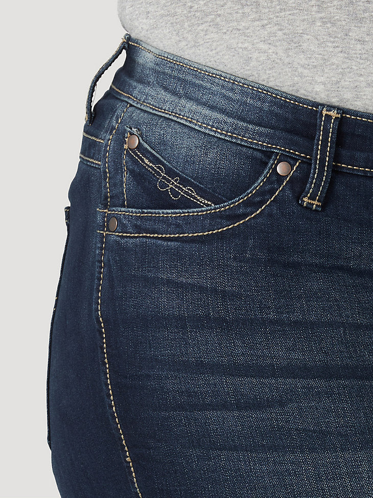 Women’s Wrangler® Ultimate Riding Jean Q-Baby (Plus) in Nr Wash