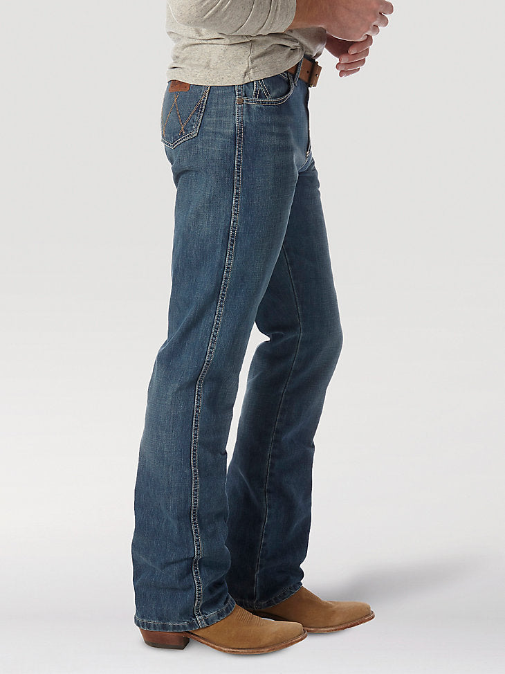 Men's Retro® Relaxed Fit Bootcut Jean in Rocky Top