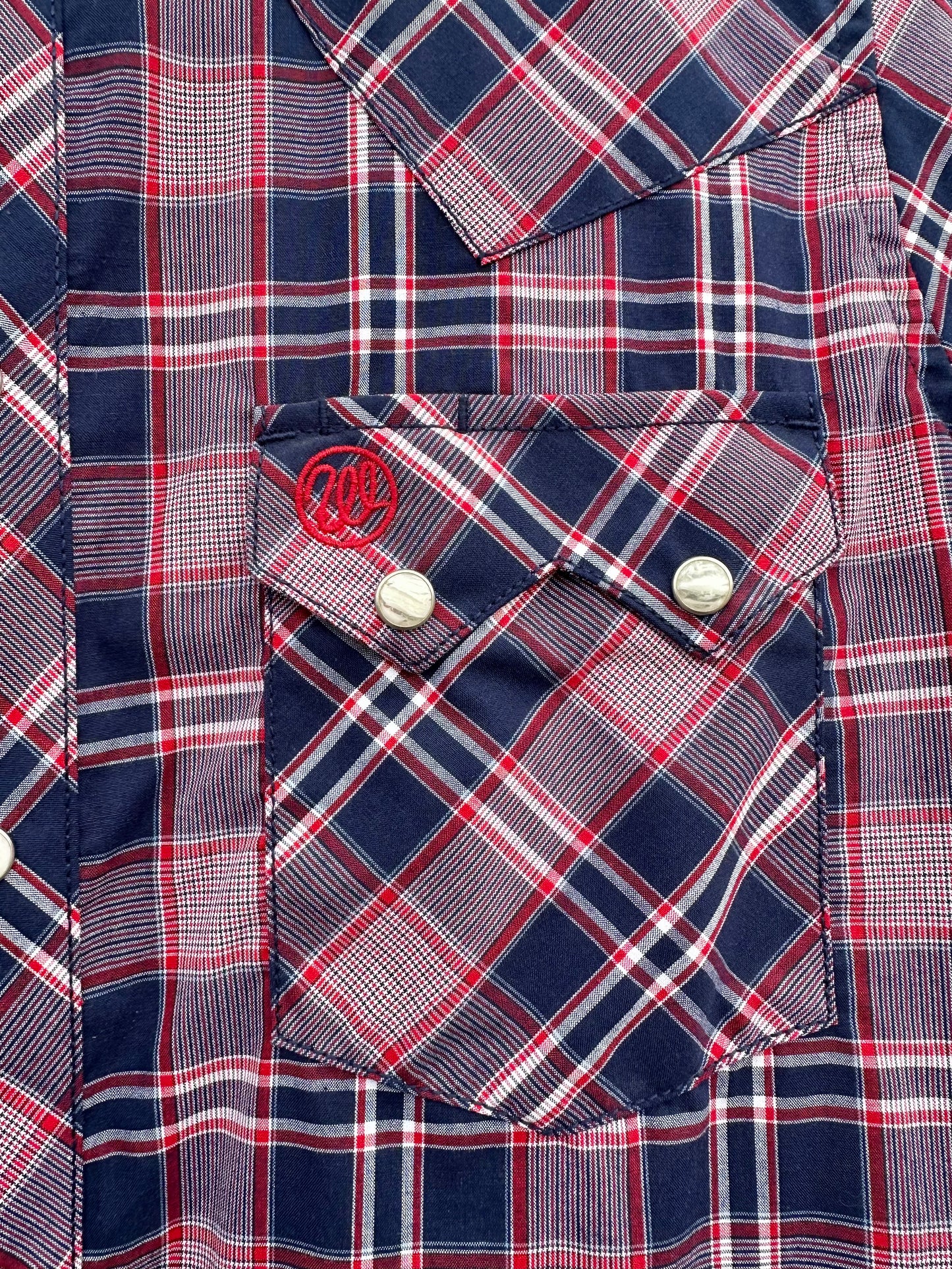 Men's Short Sleeve Modern Fit Plaid Pearl Snap - Navy/Red