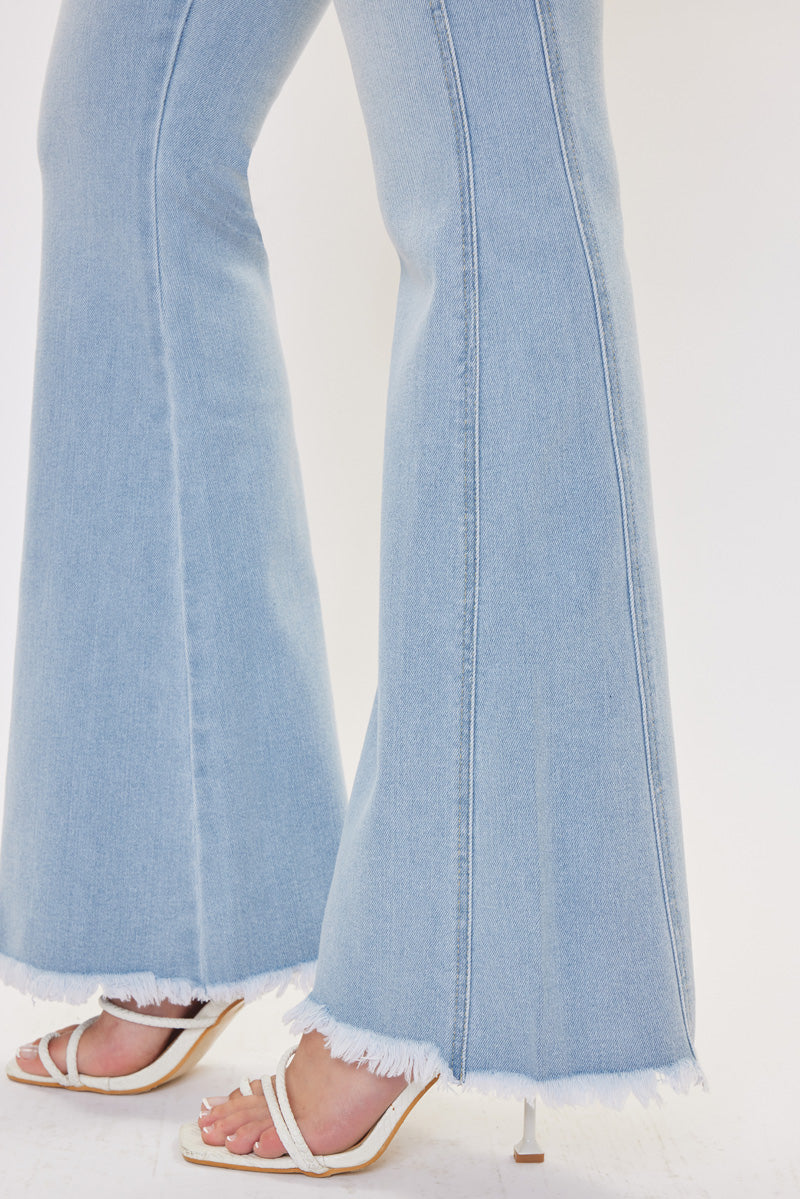 KanCan - Annika High Rise Flare Jeans - Curvy