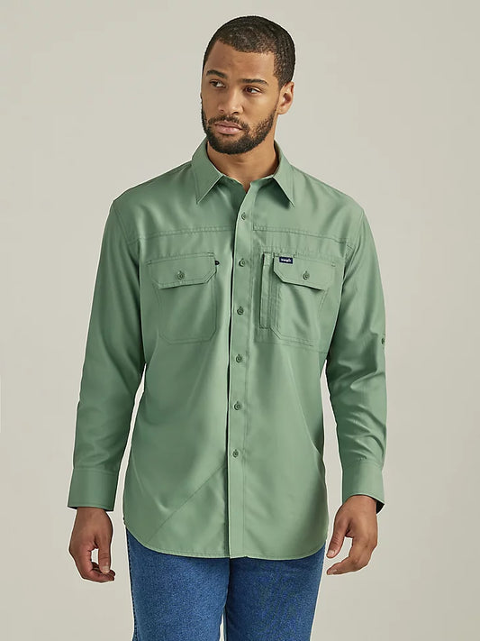 Men’s Wrangler Performance Button Front Long Sleeve Solid Shirt in Hedge