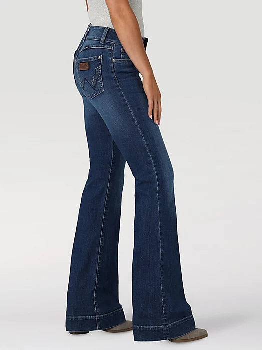 Wrangler Retro Mae Mid Rise Trousers in Jane