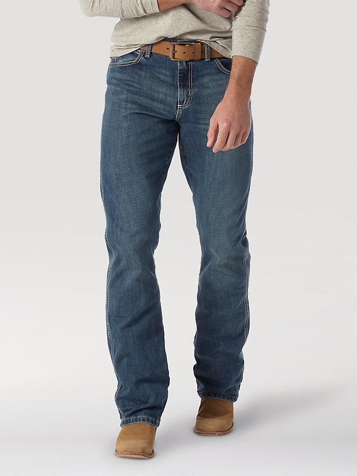 Men's Retro® Relaxed Fit Bootcut Jean in Rocky Top