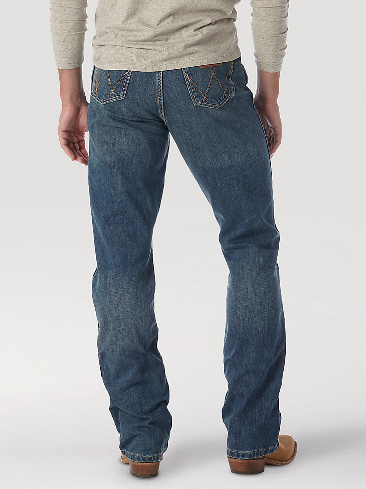 Men's Retro® Relaxed Fit Bootcut Jean in Rocky Top