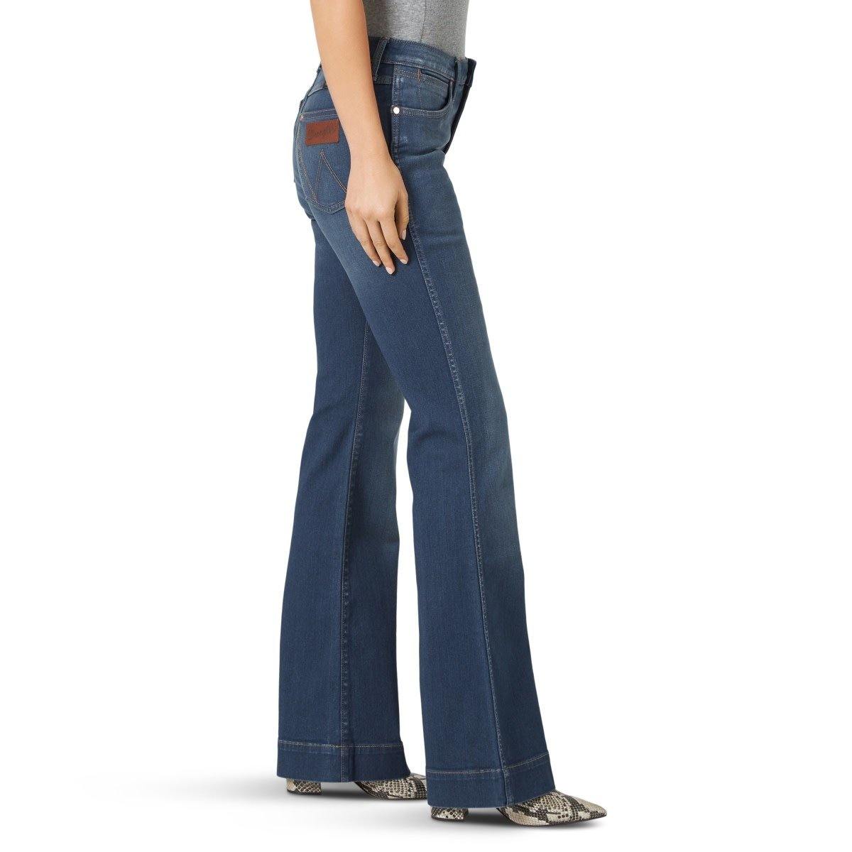 Wrangler Retro® Premium High Rise Trouser Jean